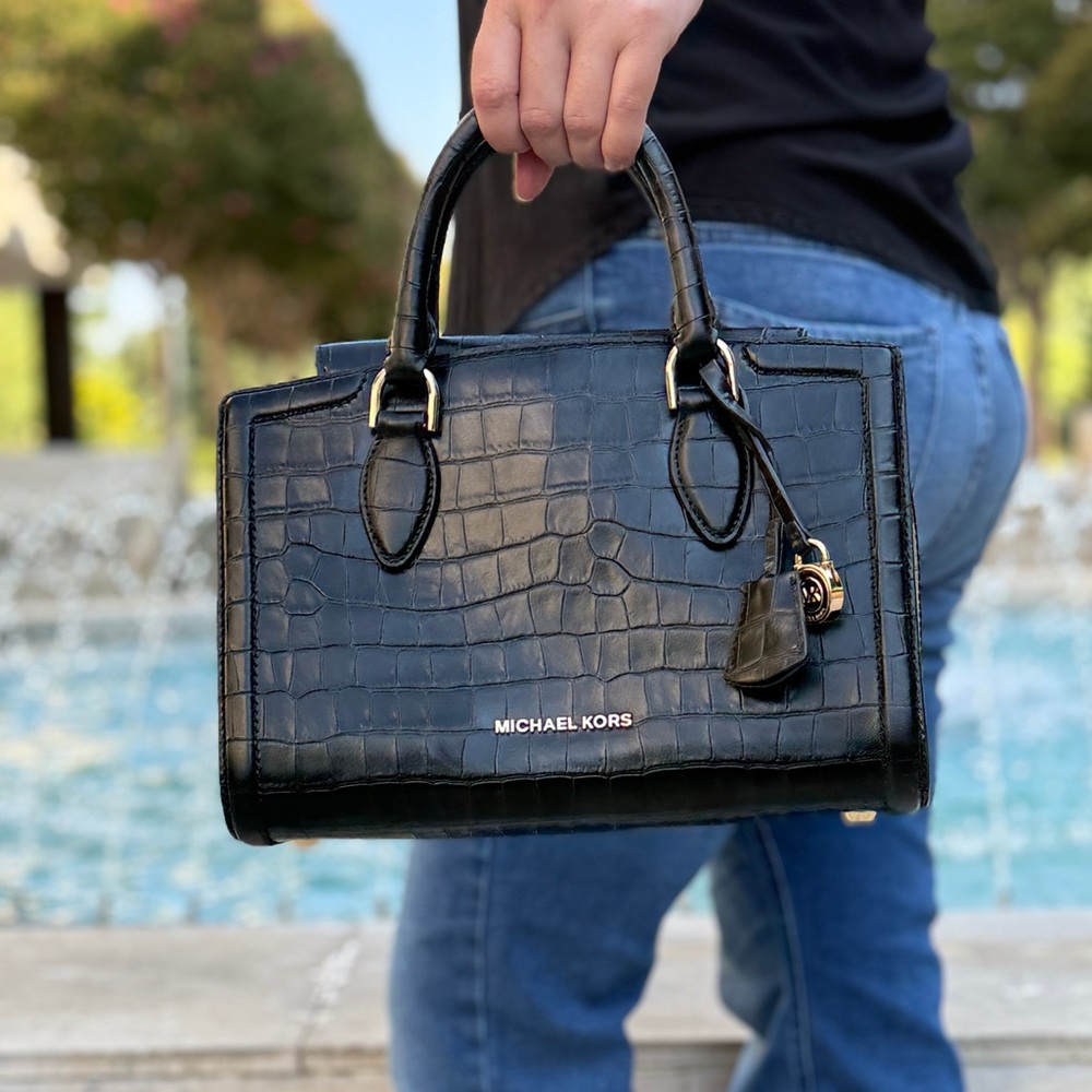 *EUC* Michael Kors Zoe Medium Crocodile-Embossed Leather Satchel